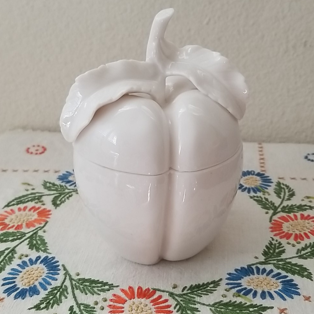 Vintage porcelain peach jar